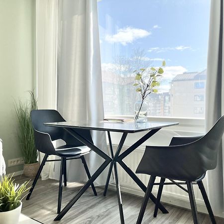 Tammer Huoneistot - City Suite 1 - Sauna, Balcony & Free Parking 坦佩雷 外观 照片
