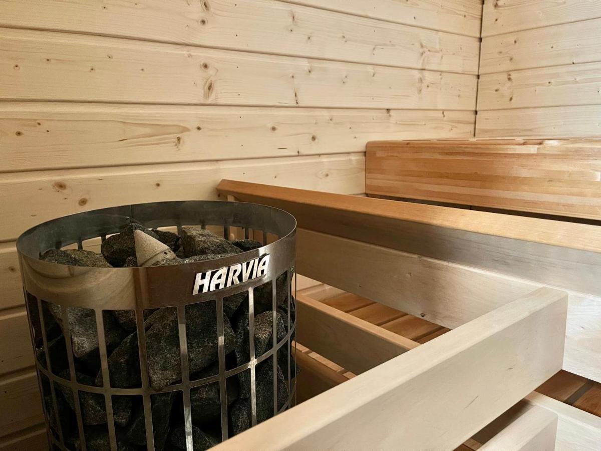 Tammer Huoneistot - City Suite 1 - Sauna, Balcony & Free Parking 坦佩雷 外观 照片